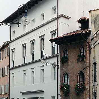 Palazzo Falconieri (facciata esterna con piano nobile) dopo il restauro dell’arch. R. Pirzio Biroli