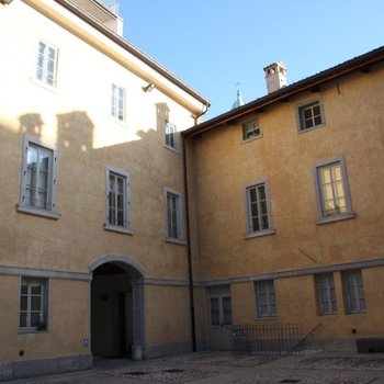 Palazzo Caiselli  cortile interno